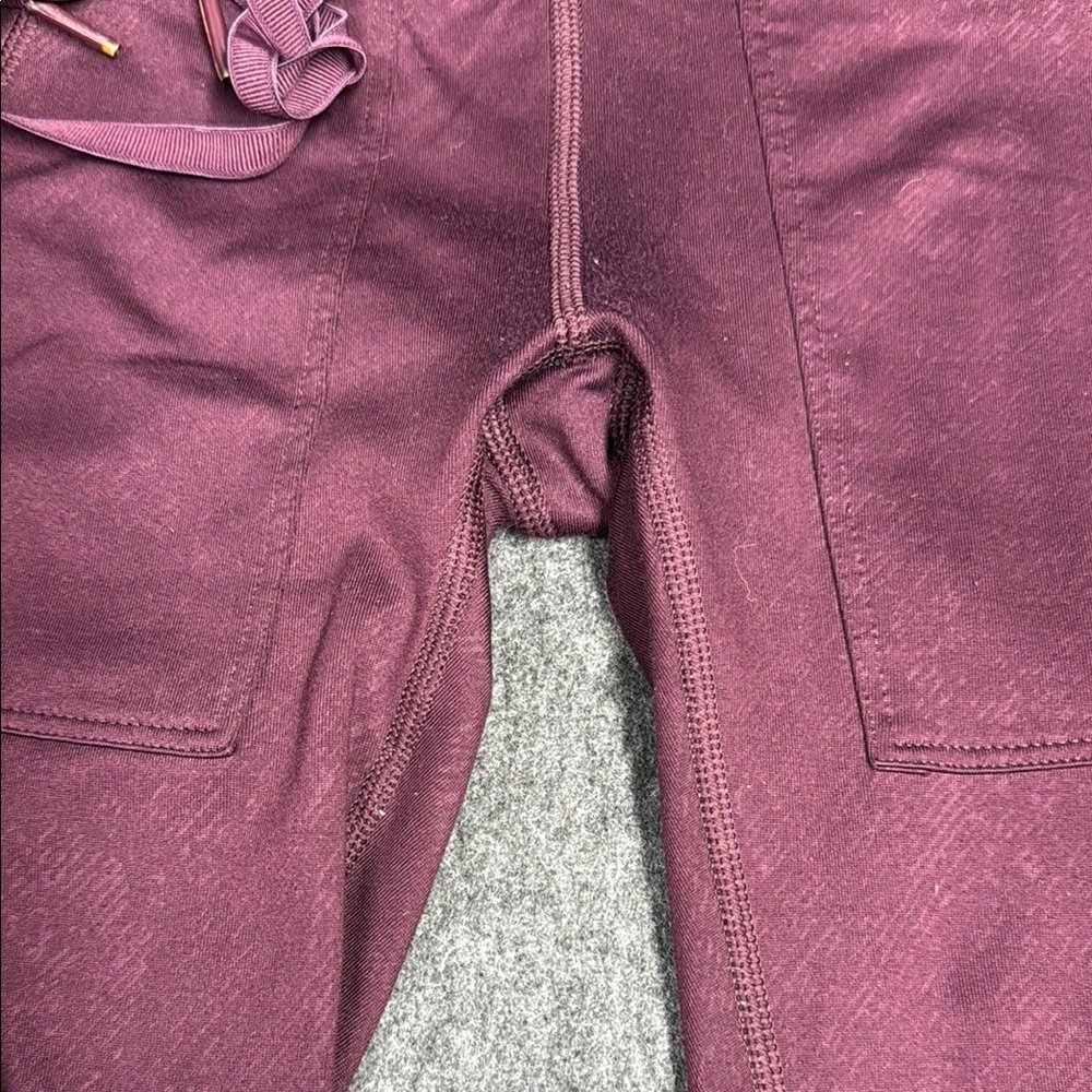 Aerie Purple Leggings with Elastic Waistband and Tapered Fit - Picture 5 of 6